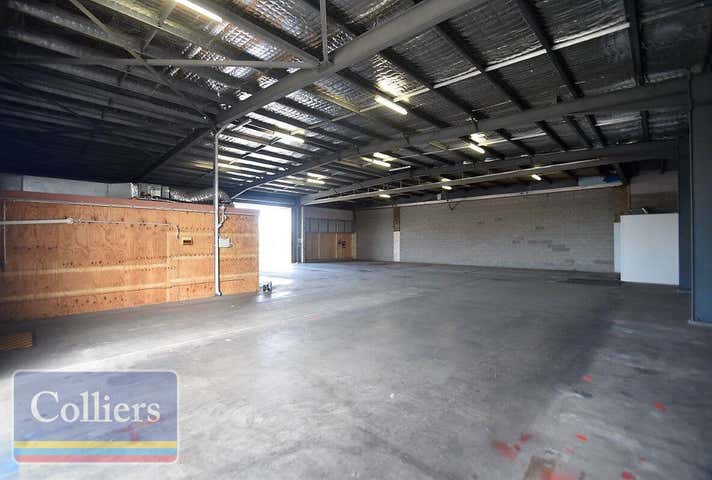 1/42 Keane Street Currajong QLD 4812 - Image 11