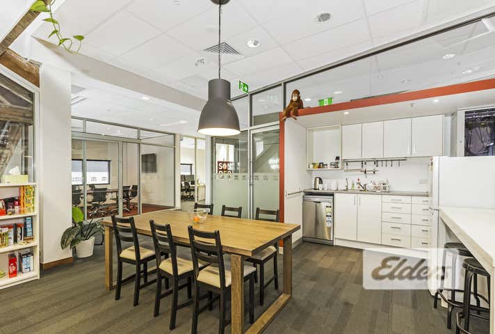 33 Longland Street Newstead QLD 4006 - Image 4