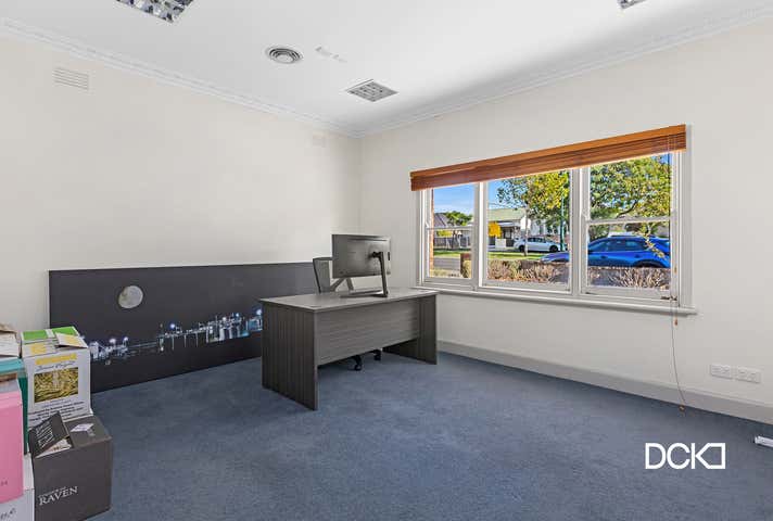 67  & 67a Wills Street Bendigo VIC 3550 - Image 6