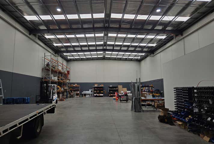 108 Eucumbene Drive Ravenhall VIC 3023 - Image 7