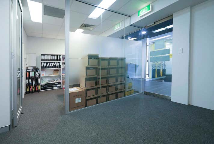 1/100 Railway Road Daglish WA 6008 - Image 4