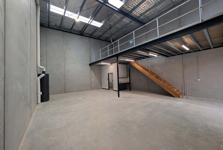 11/4 Joyce Court Coburg North VIC 3058 - Image 6