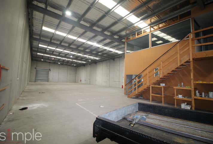 2/13 Network Drive Carrum Downs VIC 3201 - Image 3