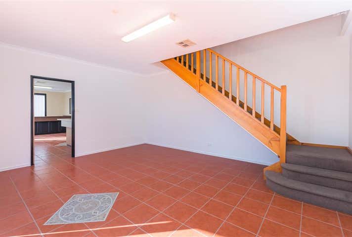 68 Paramount Drive Wangara WA 6065 - Image 4