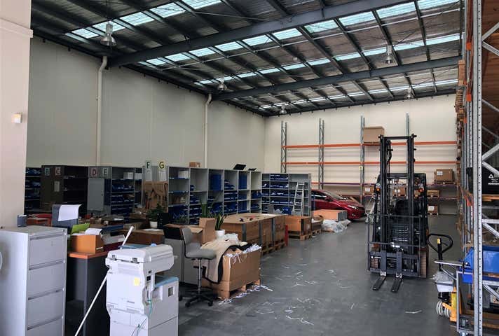 16 Endeavour Way Braeside VIC 3195 - Image 2