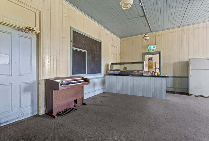 7 Ellenborough Street Woodend QLD 4305 - Image 9