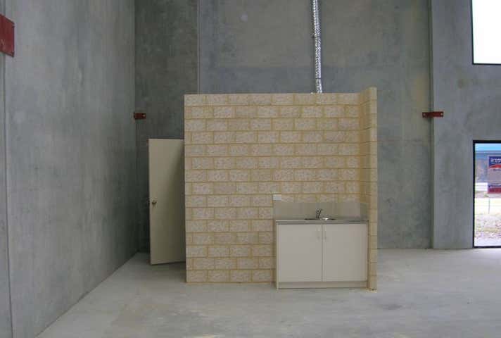 32 Comserv Loop Ellenbrook WA 6069 - Image 12