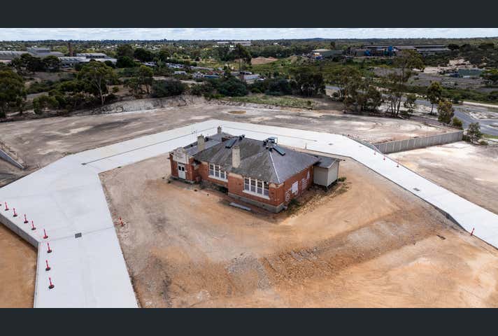 2/93 Strickland Rd East Bendigo VIC 3550 - Image 7