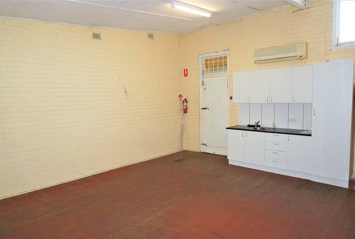 147 Walter Rd W Dianella WA 6059 - Image 8