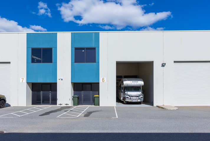 6/6 Production Road Canning Vale WA 6155 - Image 1
