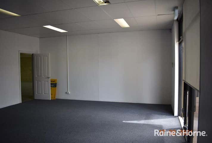 1/4 Day Road Rockingham WA 6168 - Image 4