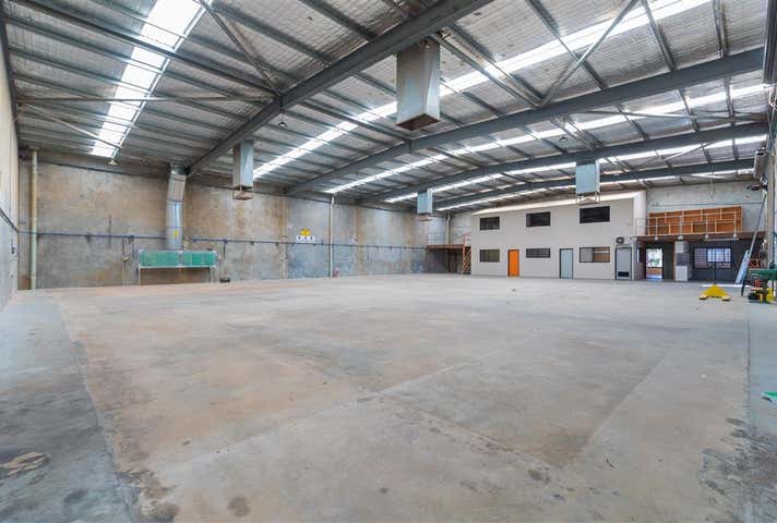 68 Paramount Drive Wangara WA 6065 - Image 17