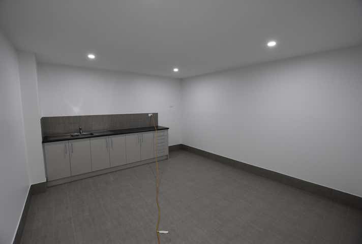 11 SUPREME LOOP Gnangara WA 6077 - Image 9