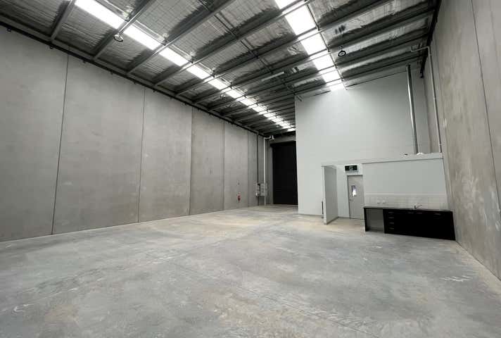 33 Axis Crescent Dandenong South VIC 3175 - Image 9