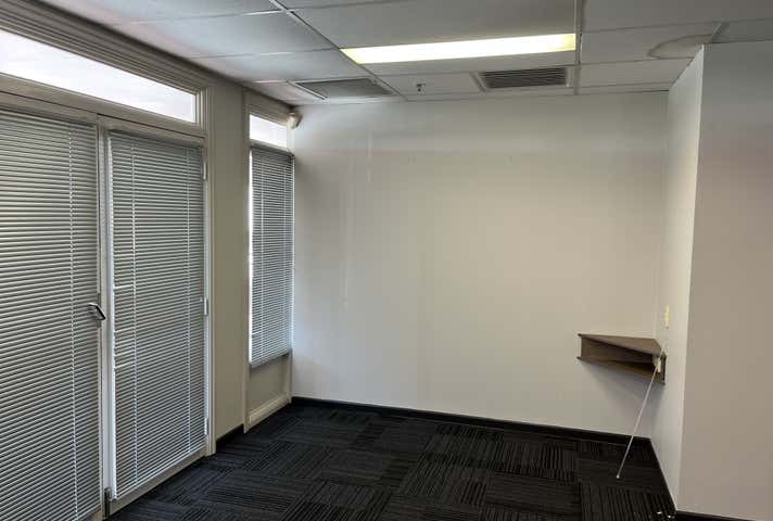 Village Lane, 20-32 Lake Street "Village Lane" Cairns City QLD 4870 - Image 10