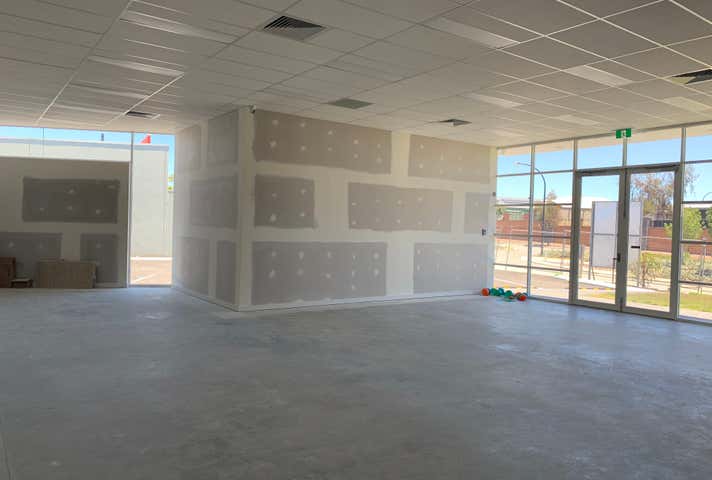 304 The Broadway Ellenbrook WA 6069 - Image 6