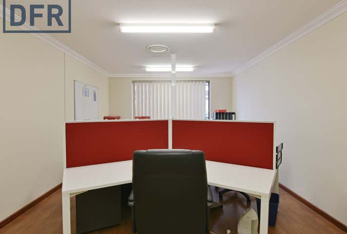 4 Kalmia Road Bibra Lake WA 6163 - Image 11