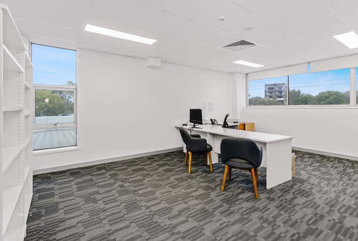 19 Creek Street Redcliffe QLD 4020 - Image 5