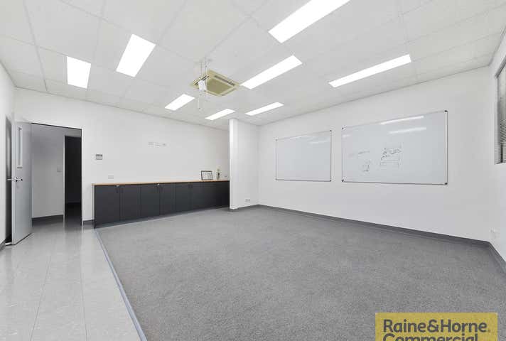 3/8 Navigator Place Hendra QLD 4011 - Image 6