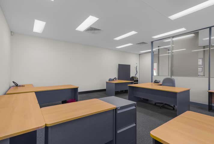 2/5 Rockingham Road Hamilton Hill WA 6163 - Image 18