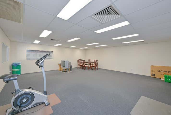 Unit 2, 40 Tacoma Circuit Canning Vale WA 6155 - Image 16