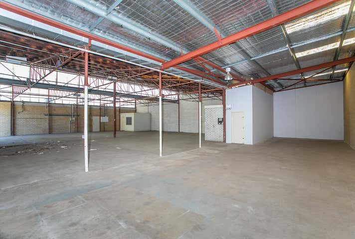 46 Tennant Street Welshpool WA 6106 - Image 12