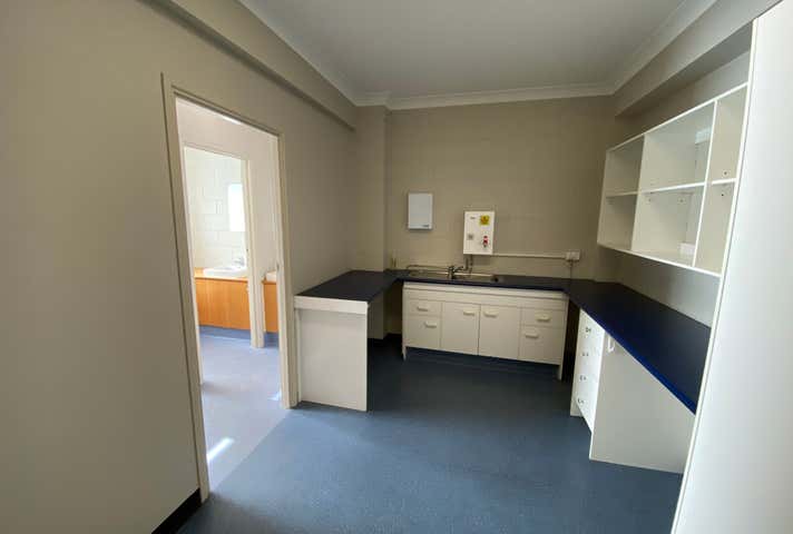 2A, 677 Pine Ridge Road Biggera Waters QLD 4216 - Image 5