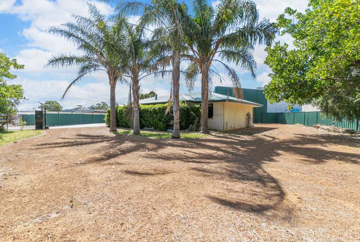 160 Maddington Road Maddington WA 6109 - Image 8