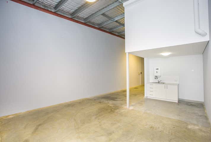 Unit 3, 9 Caloundra Rd Clarkson WA 6030 - Image 15