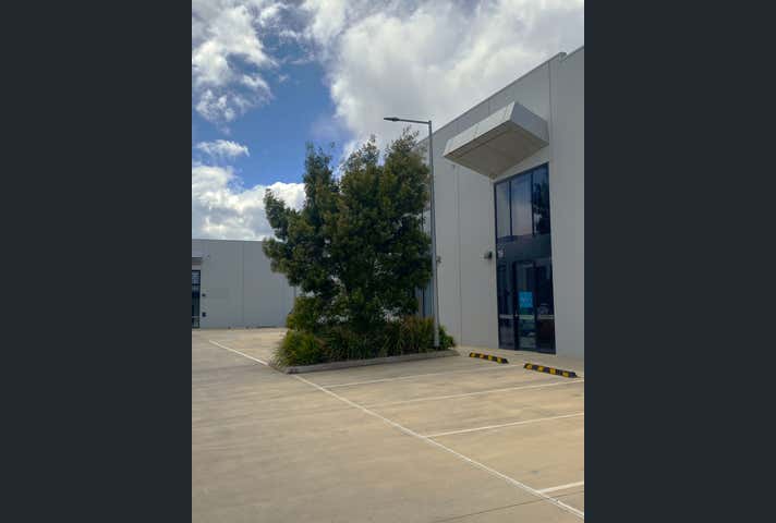 Unit 19, The Hub 309 Cylinders Drive Torquay VIC 3228 - Image 2
