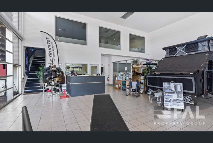 Unit, 9 Indy Court Carrara QLD 4211 - Image 6