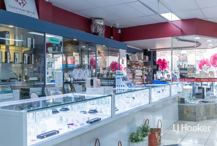 78 McDowall Street Roma QLD 4455 - Image 5