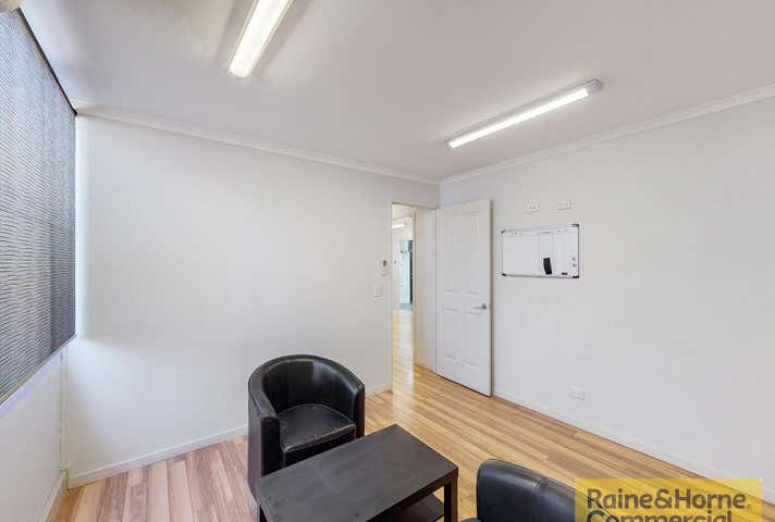 2A/37 Queens Road Everton Hills QLD 4053 - Image 5