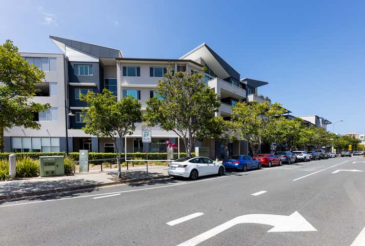2/220 Varsity Parade Varsity Lakes QLD 4227 - Image 5