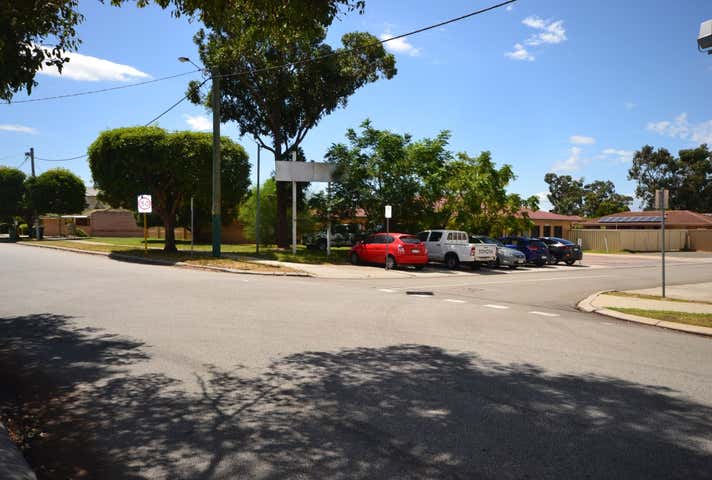 7 Mallard Way Cannington WA 6107 - Image 13