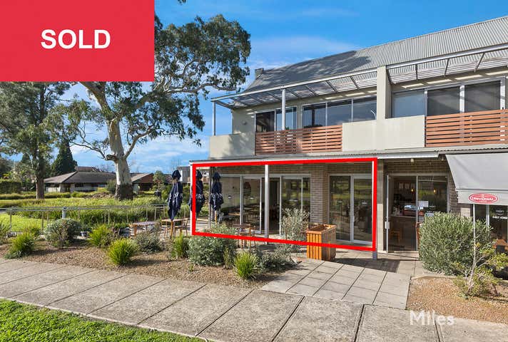 36 Springthorpe Boulevard Macleod VIC 3085 - Image 1