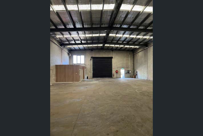 6 Grainger Street Sunshine North VIC 3020 - Image 2