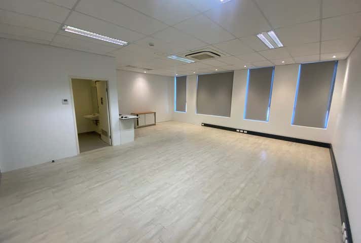 27/210 Queen Victoria Street North Fremantle WA 6159 - Image 6