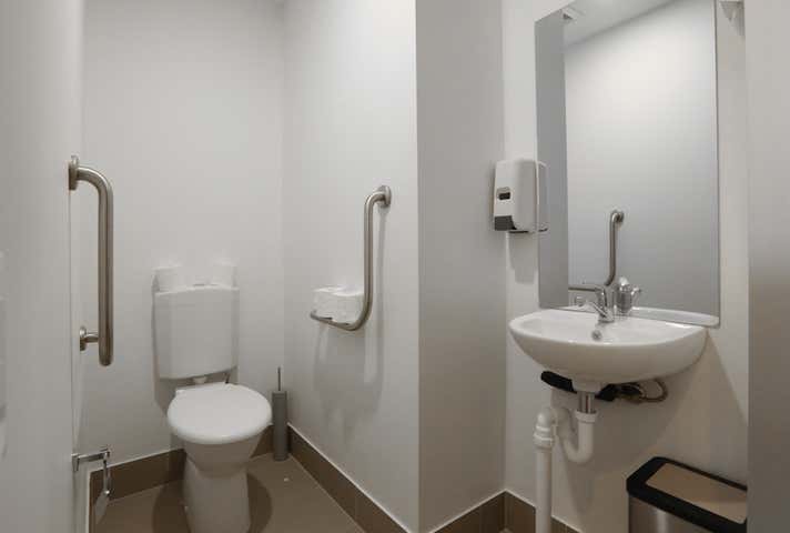 1/1 Hawkins Crescent Bundamba QLD 4304 - Image 4