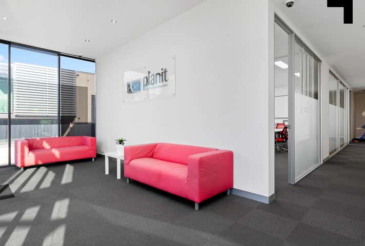 10/99-101 Western Avenue Tullamarine VIC 3043 - Image 3
