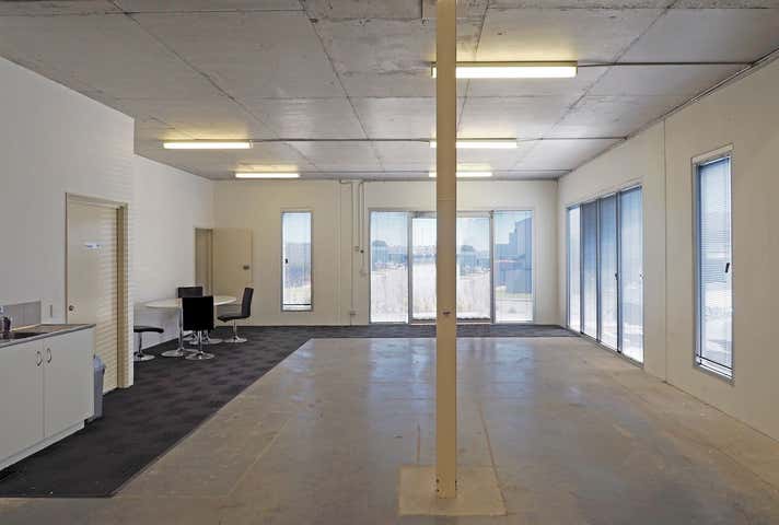 Unit 1, 34 Fallon Road Landsdale WA 6065 - Image 3