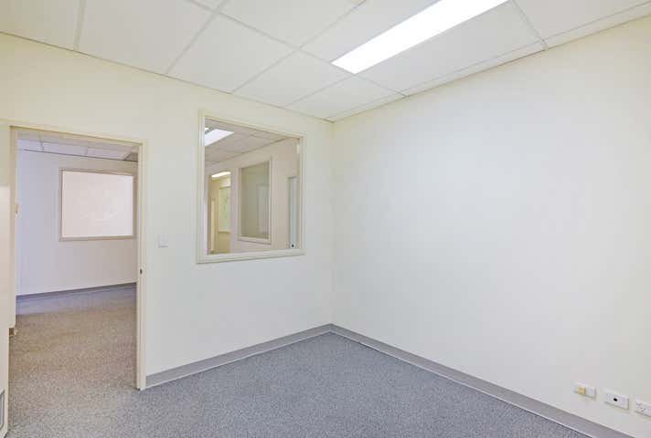 2 Somersby Road Welshpool WA 6106 - Image 9