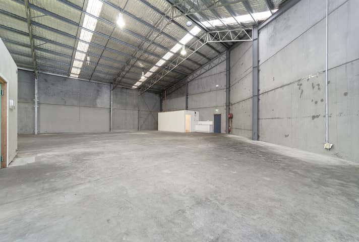 4/10 Doyle Avenue Unanderra NSW 2526 - Image 2