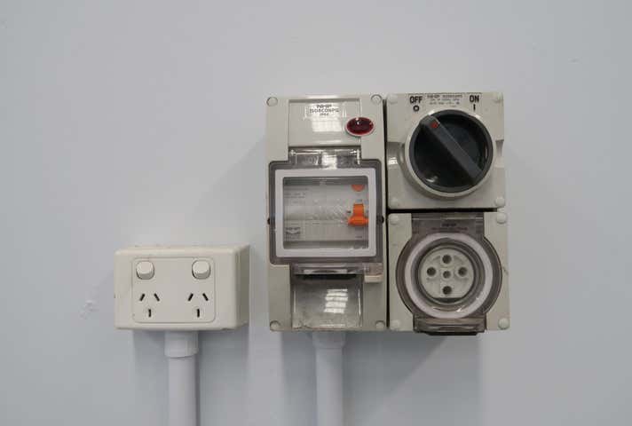 6 Darlot Road Landsdale WA 6065 - Image 21