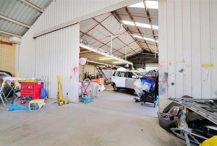 43 Hogarth Street Cannington WA 6107 - Image 4