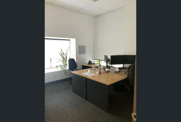 2/21 Catherine Bentley WA 6102 - Image 8