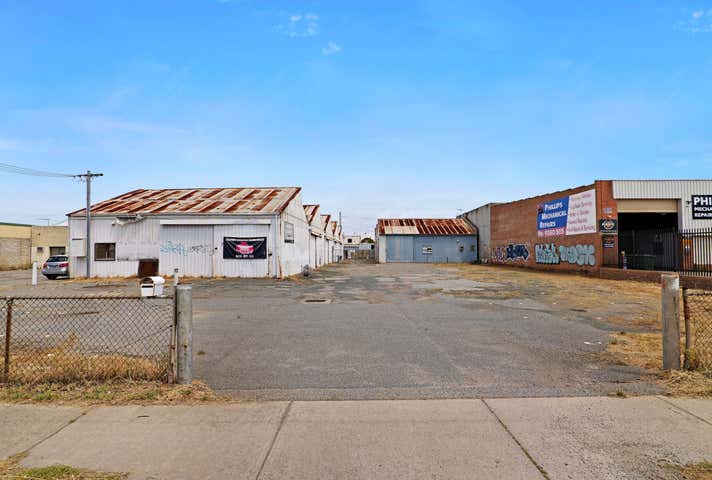 27 Sevenoaks Street Bentley WA 6102 - Image 8