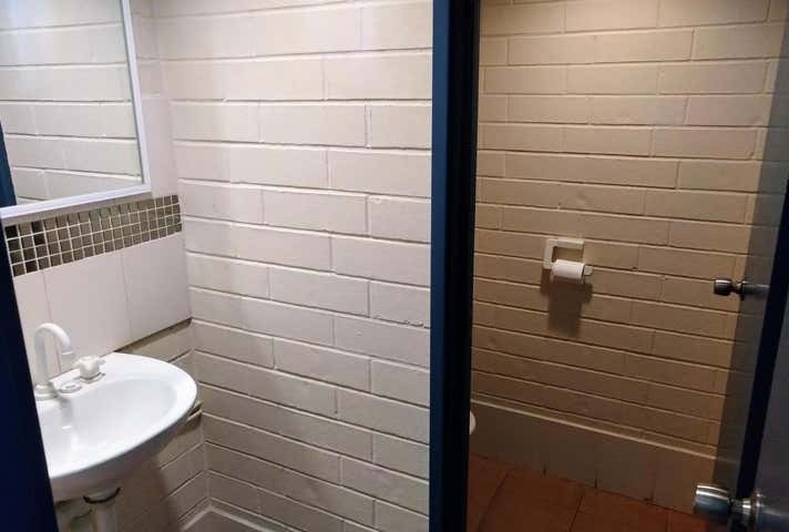 9B Weatherburn Way Kardinya WA 6163 - Image 5