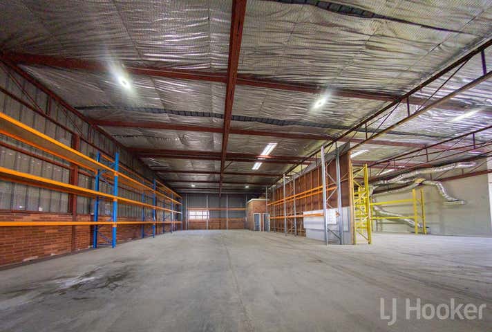 7 Foster Street Queanbeyan East NSW 2620 - Image 7