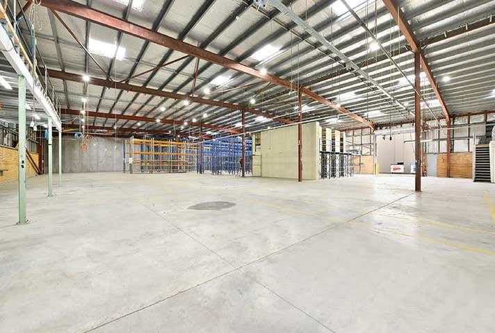 18 Norwich Road Ingleburn NSW 2565 - Image 6